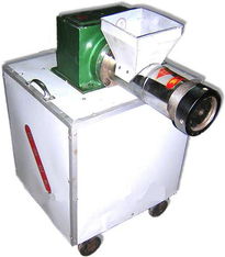 鶴壁紅旗食品機(jī)械廠 專業(yè)供應(yīng)多功能貝殼酥機(jī)與NCF系列液壓機(jī)械設(shè)備